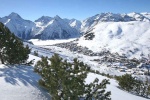 Pogled na naselje Les 2 Alpes